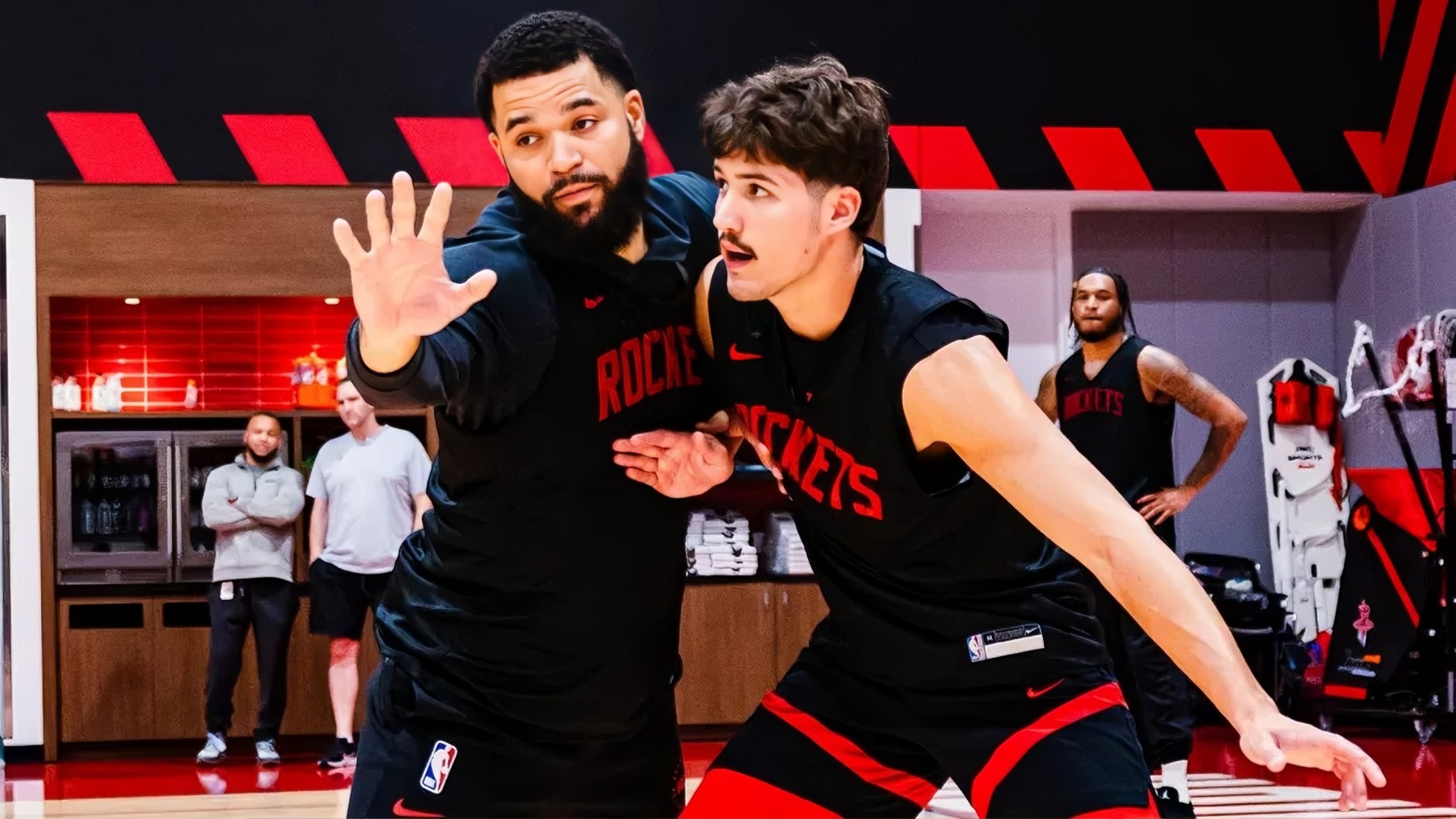 乐动体育官方网站入口-关于火箭战绩腰斩，内部矛盾重重保罗未来堪忧！的信息